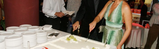 Cinamon sulges Tartu Tasku keskuses asuva kino