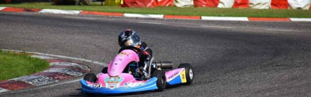 VIIEAASTANE KARDITÜDRUK | Hiiumaa tirts Keili Kaibald krooniti parimaks nooreks kardisõitjaks