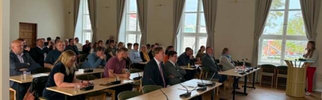 Jahmatav areng: sotside ninamees Anti Allas hääletas täna Võru volikogus omade umbusaldamise poolt NB! Nõrganärvilistele ja sotside toetajatele mittesoovitav lugemine