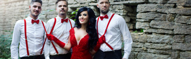 ROXY AITAB TULISELT TÄHISTADA: kirgliku peobändiga “lava taga”