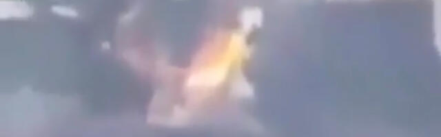 VIDEO: suur tanker on leekides Hormuzi väinas