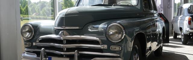 Maanteemuuseum tuli laulupeole Ernesaksa unikaalse sõiduautoga