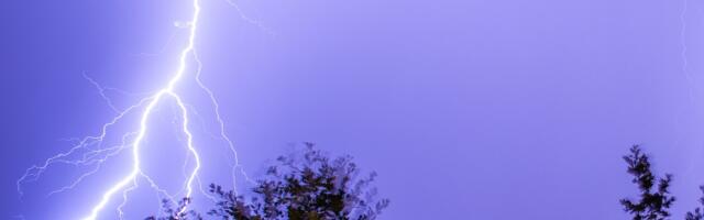 Keskkonnaagentuur andis Mandri-Eestile taas äikesehoiatuse