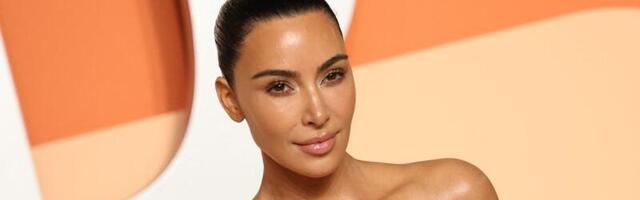 KLÕPS | Kelmikad fotod salapärase mehega panid fännid spekuleerima_ kas Kim Kardashianil on uus kallim?