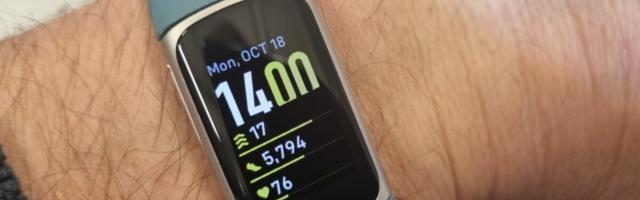 Kellahinnang: uus aktiivsusmonitor Fitbit Charge 5 sisaldab juba märkimisväärselt palju nutikella funktsioone – maksin sellega just lõuna eest