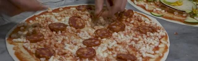 Reporter: Itaalias saab ananassiga pitsat tellida?