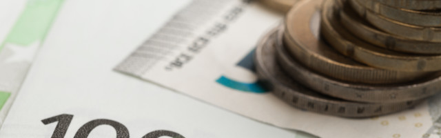 SWIFT: euro möödus oktoobris dollarist maailmas kõige sagedamini kasutatud valuutana