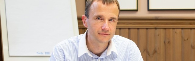 Miks peab äsja renoveeritud koolil aknad välja vahetama?
