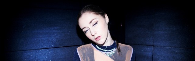 Kiirkohting: Valge Tüdruk