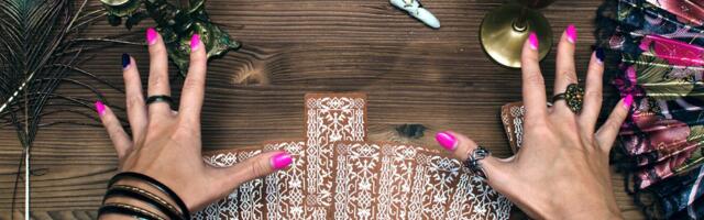 Neitsi kirjutagu endale armastuskiri, Jäär ärgu lubagu end ära kasutada