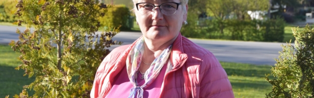 Õnne Aasmäe: hooldustöötajaid pole piisavalt, sest palk ei motiveeri seda tööd tegema