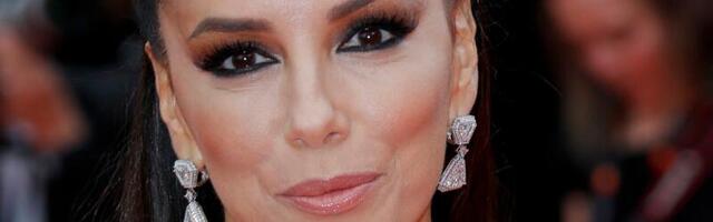 Cannes'i punavaiba parimad palad: ilma tegid ühevärvilised kleidid ja kohevad slepid