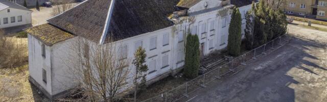 Lahing Valge Maja pärast. „Valla kui omaniku hooletus vara suhtes on kuritegelik“