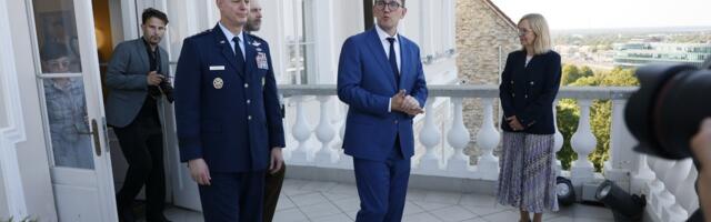 OTSEPILT ja FOTOD | NATO Euroopa vägede ülem ning peaminister Michal teevad ühisavalduse
