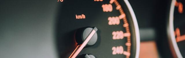 Eesti autoturg kukkus 2025. aastal järsult: uute autode müük vähenes ligi poole võrra