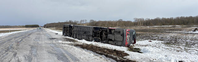 Ida-Virumaal juhtus raske liiklusõnnetus: buss sõitis kraavi, palju vigastatuid