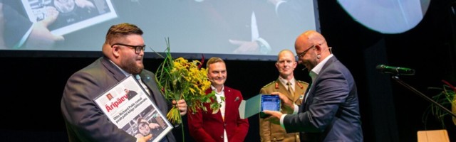 Aasta parimad juhid käivad töö juures nalja tegemas