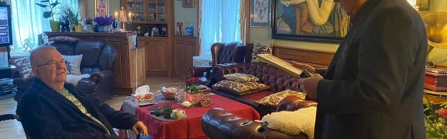 Eesti Kodukaitse Ajaloo Selts andis Edgar Savisaarele medali