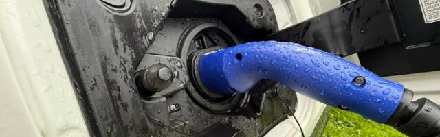 LUGEJA KÜSIB | Mis vahe on hübriid- ja pistikhübriidautol? Kumb on soodsam?