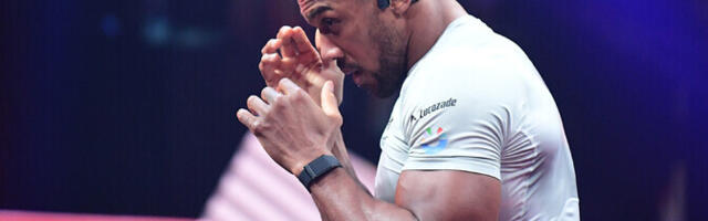 Anthony Joshua pääses kahe hukkunuga õnnetuses kergete vigastustega