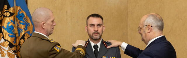 President Alar Karis andis auastmed kahele ohvitserile