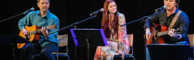 Lasnamäel tähistati rahvusvahelist naistepäeva südamliku kontserdiga