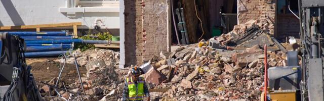 Big tech is helping to pay for Trump's ballroom that we all definitely want