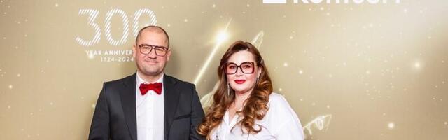 Uue saatjaga seltskonnas! Jumestuskunstnik Katrin Sangla väisas Estonias toimunud uusaastakontserti krutskeid täis mehega