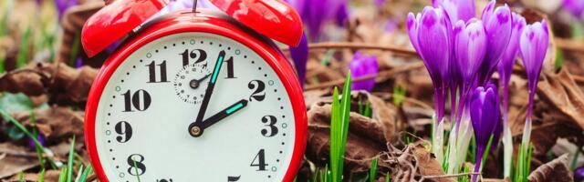 HEA TEADA | Täna öösel keeratakse kella. Kas öötöötaja tööaeg on selle tõttu tund aega lühem?