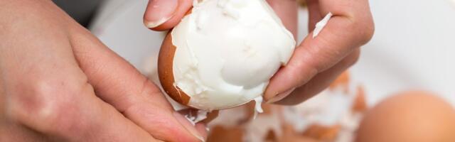 Lihtne viis, kuidas keedumune iga kord hõlpsasti koorida