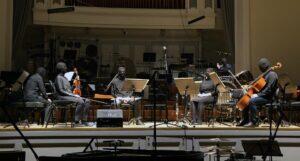 Ansambel U: ehk uue muusika uuenduste uuendaja