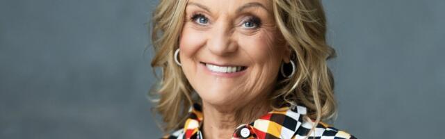 Näitleja Anne Veesaar sattus Indoneesias võõra mehe matustele. „Ma ei teadnud, mis seal päriselt juhtuma hakkab!“