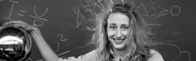 KVARK teadus-show peaesinejad annavad tasuta füüsikatunni