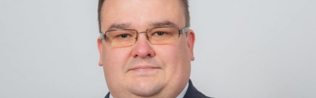 Eesti Keskerakonna esinumber ja vallavanema kandidaat Hiiumaal on Antti Leigri.