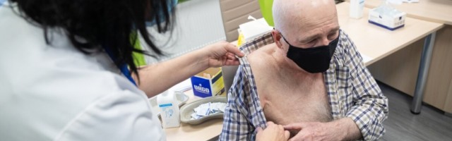 Varsti on Eesti eakatelgi lootust saada kolmas doos koroonavaktsiini
