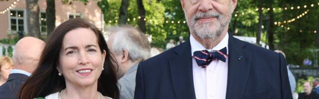 Leseks jäänud ameeriklanna, kes on tundnud presidenti juba 14 aastat. Kes on Toomas Hendrik Ilvese uus kaaslanna?