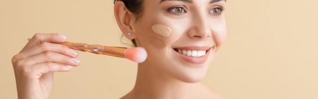 Zbogom teškim puderima: Izgledajte svežije uz nula truda, ovo su trendovi za šminku ovog proleća