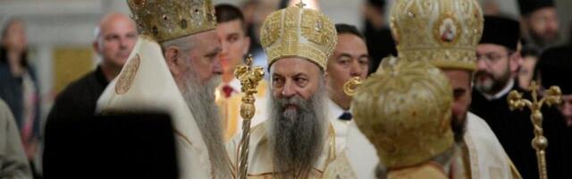 Oglasila se zvona, počeo Sabor SPC! Patrijarh Porfirije sa vladikama u Hramu Svetog Save (FOTO)