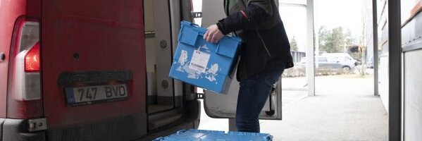 Kaubandussektor püsib elus posti- ja kullerteenuste najal