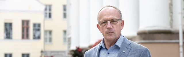 Tartu Ülikooli rektor Toomas Asser: on aeg asendada vaktsineerimiskampaaniad inimeste isikliku nõustamisega