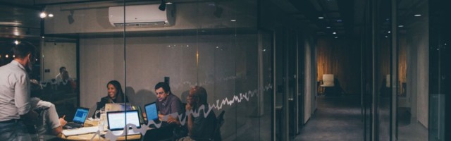 Värske uuring: suurenenud töökoormust on enim näha Eesti IKT-sektoris