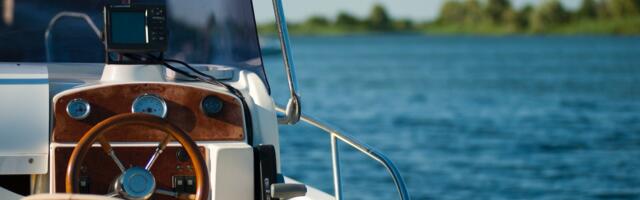 Transpordiameti kontrollreid Emajõel: taas avastati üle pooltel väikelaevadel puudusi