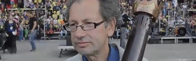 Suri Röövel Ööbiku endine solist Uno Laur