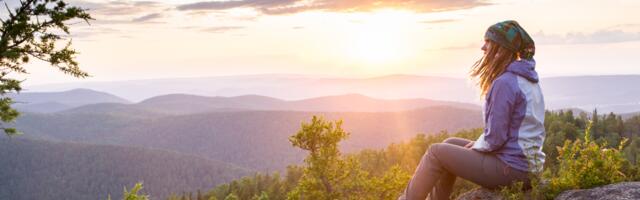 Tähed soosivad Veevalajat 2026. aastal: aeg võtta elu rahulikumalt ja märgata uusi võimalusi