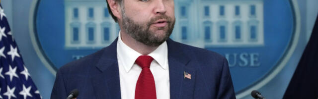 "ROK KREĆE OD DANAS": Džej Di Vens poslao Irancima i svetu najvažniju poruku