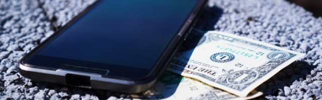 Ühe käega annab, teisega võtab: Google'i "lahke" vastus äpiloojate nurinale nöörimise üle