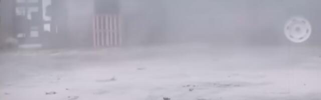 JAKA OLUJA OKOVALA ČAČAK Vetar čupao drveća iz korena! Ova okolna mesta najviše na udaru