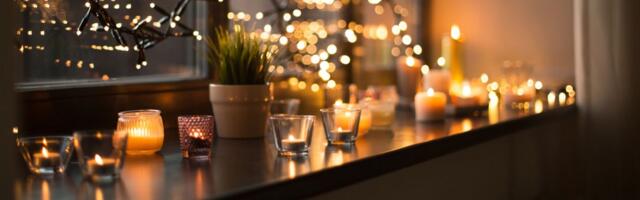 Seda värvi küünal aitab raha ja küllust ligi meelitada