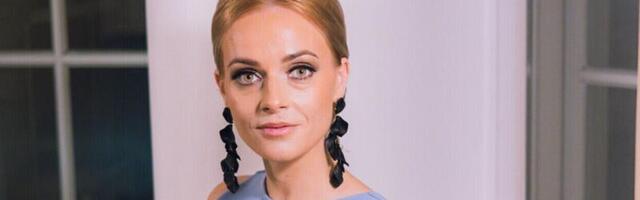 FOTO: DAAM, kelle uhke aksessuaar jättis presidendi vastuvõtul varju isegi tema kauni kleidi