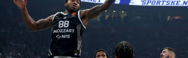 VIDEO | Kriisis Belgradi Partizani mängija läks fännidega sõnelema